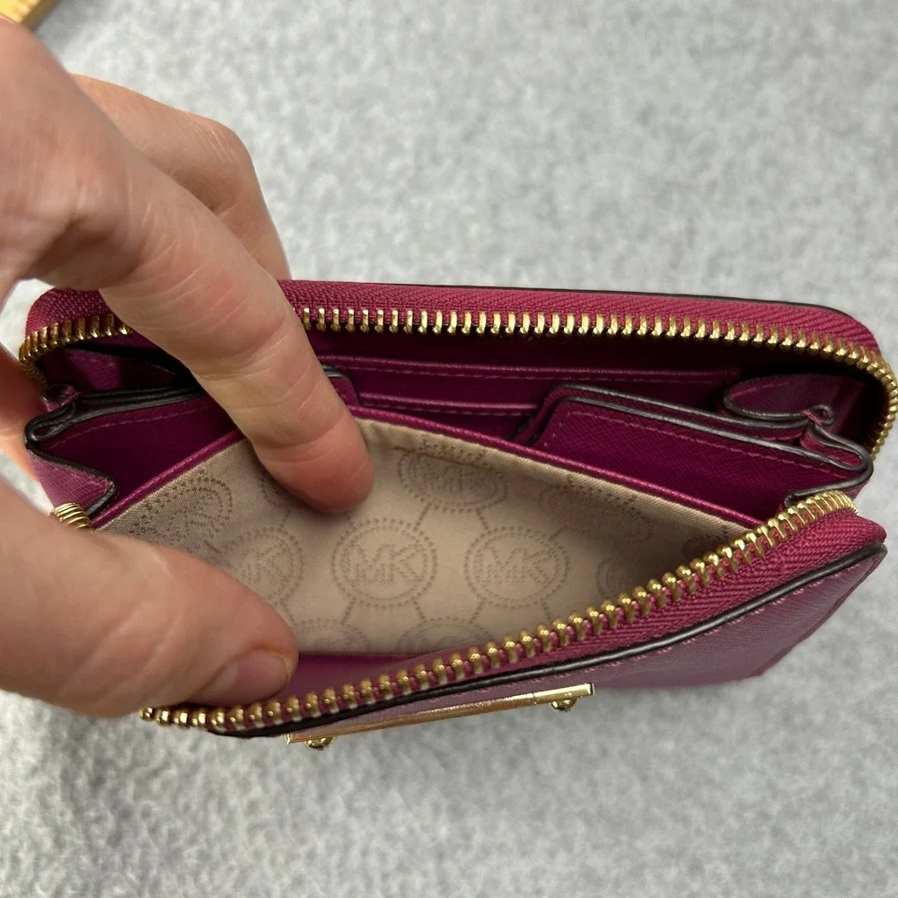 Michael Kors Plum Pink Leather Zip Around‎ Small Card Case Wallet Gold Hardware